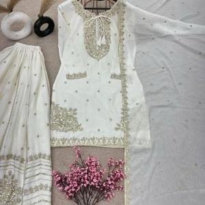 Women Pure Silk Kurta Pant Attached Dupatta